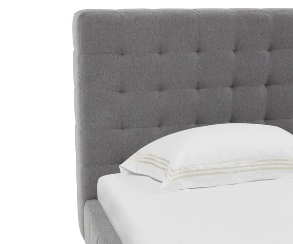 VIVALDI TUFTED LINEN BED